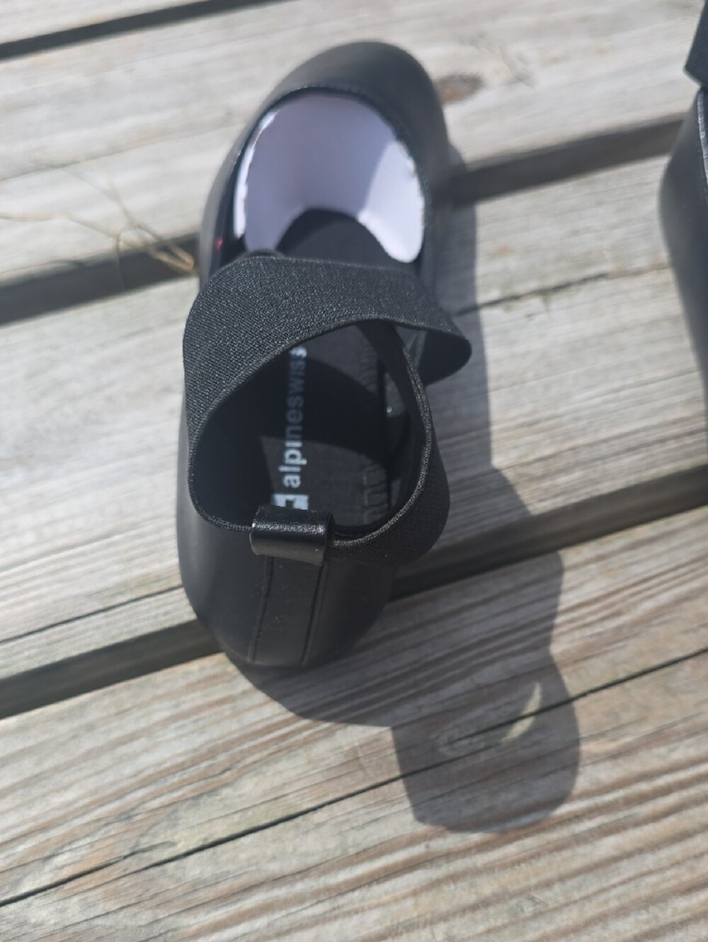 Alpine Swiss Black Girls Elastic Cross-Strap Ballet Flats - Picture 5 of 7